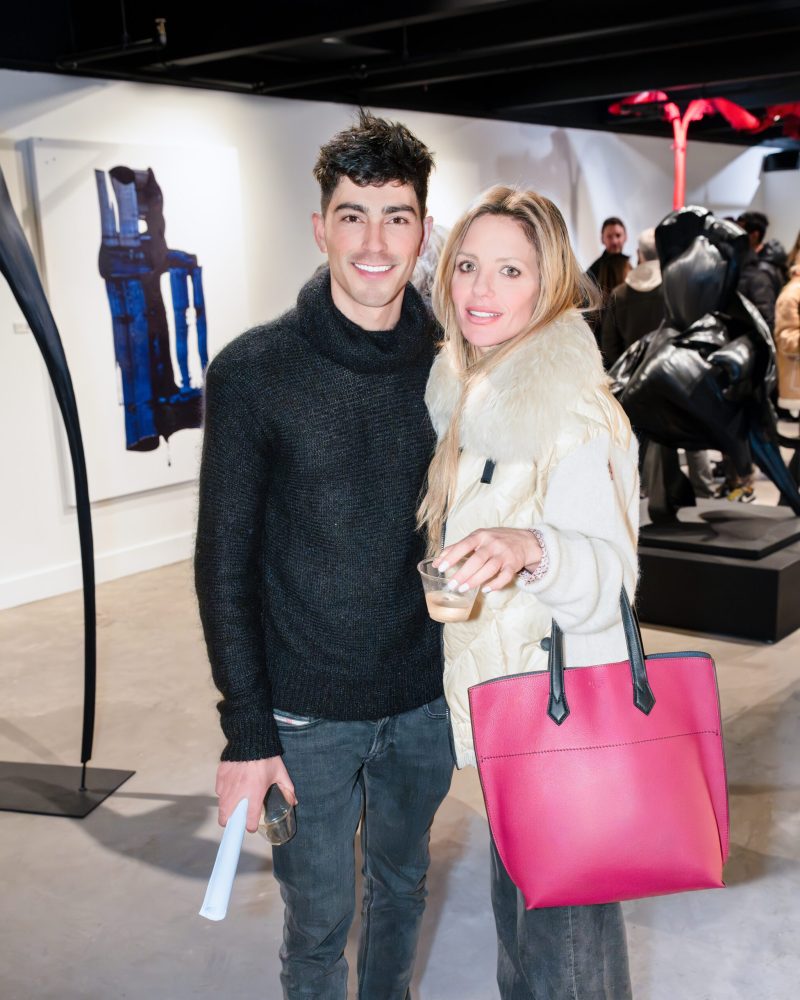 SimonGalleryToni121423-357-Enhanced-NR-Edit