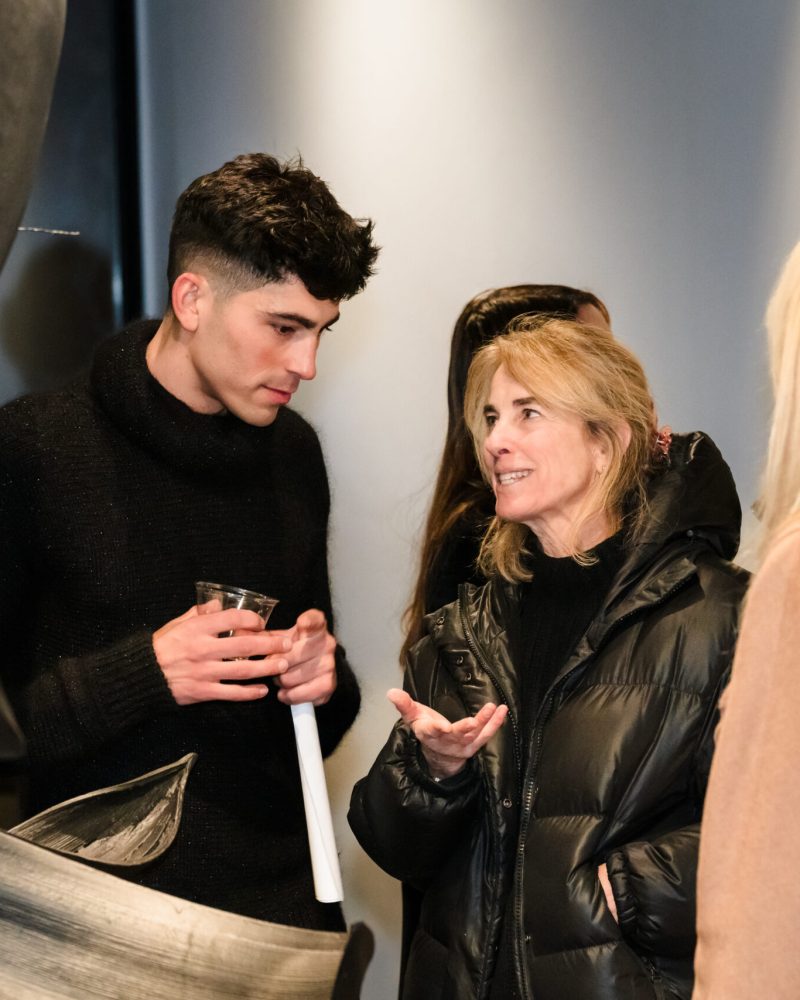 SimonGalleryToni121423-403-Edit