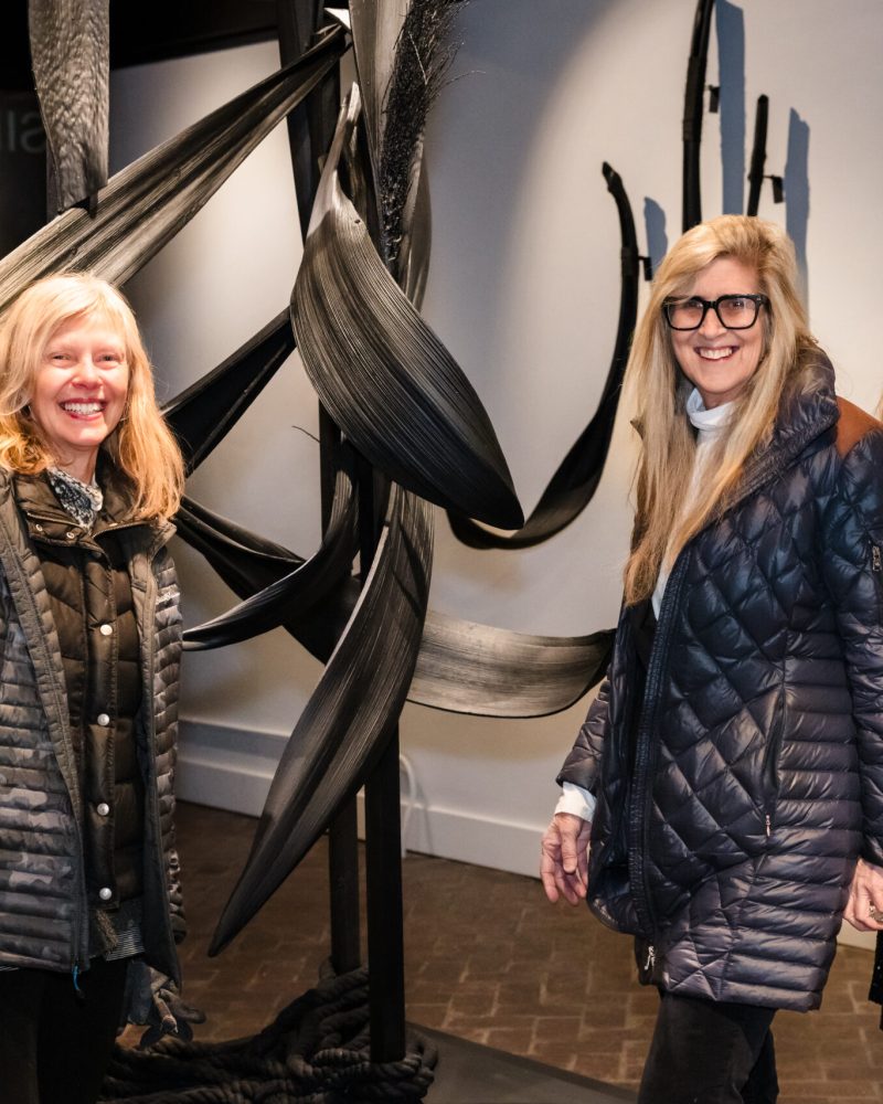 SimonGalleryToni121423-451