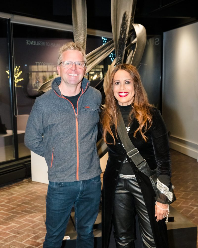 SimonGalleryToni121423-531-Edit