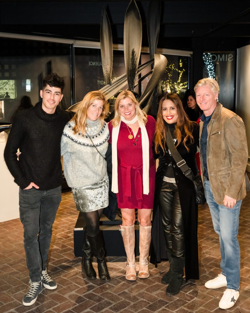 SimonGalleryToni121423-677